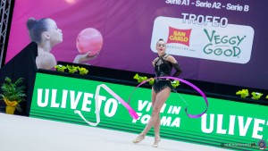 albachiara lucca berchiolli lisa   nastro sfe02573a copia simone ferraro ph copia